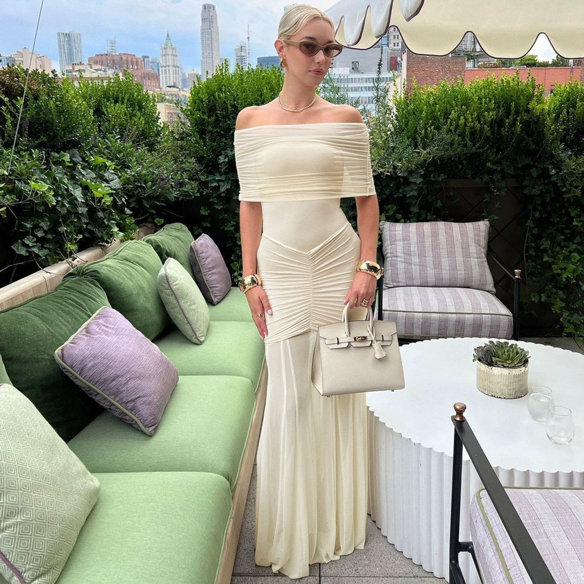 Европейская и американская женская одежда 2025 весна и лето новый сексуальный