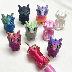 跨境3D立体渐变双色无牙仔小龙仔串珠diy串珠笔手机链车挂等配件