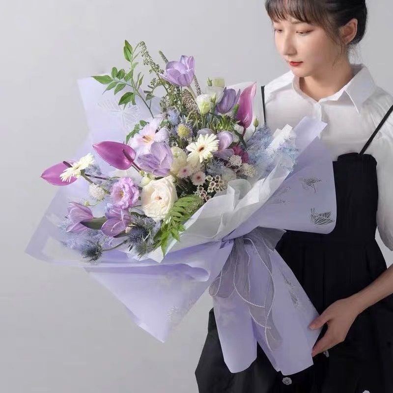 520 Día de San Valentín serie de mariposas de danza de mariposas película de gelatina impermeable colorida de papel floral material de embalaje de ramo de flores