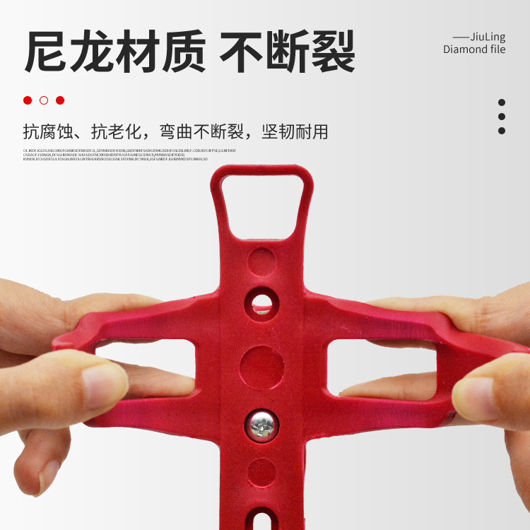 Pedal batería coche universal botella de agua bebida soporte motocicleta botella de agua titular de la bicicleta taza de agua equipo de parachoques