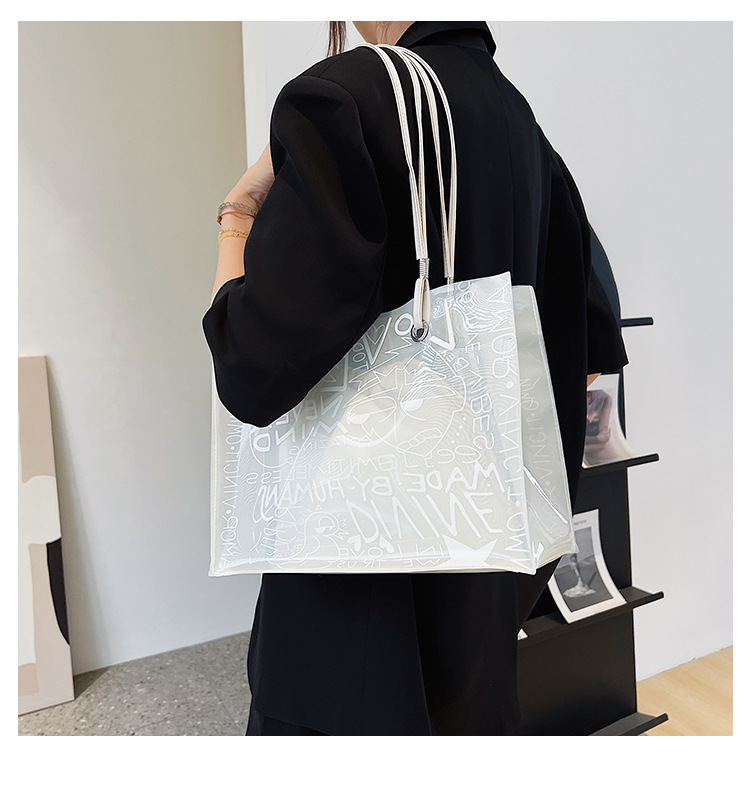 Large Capacity Bag For Women 2022 Summer New Fashion Shoulder Bag Western Style Leisure Transparent Jelly Tote Bag display picture 3