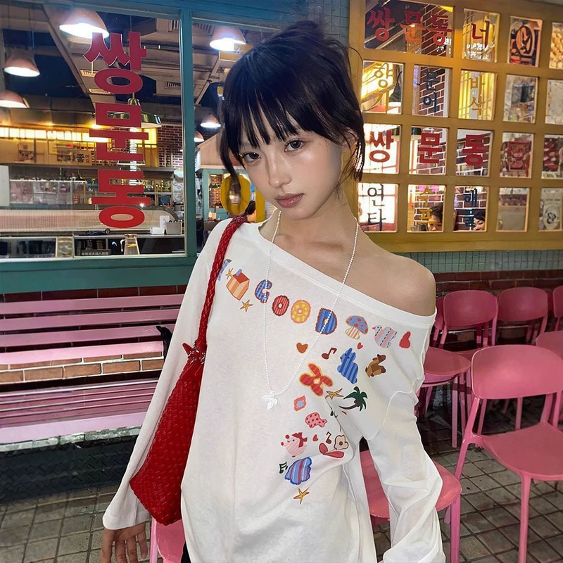 American-Style Casual Sun-Protective Cover-Up for Women, New Summer Fashion, Letter Graffiti Thin Long-Sleeve T-Shirt, Loose Off-Shoulder Top American-Style Casual Sun-Protective Cover-Up for Women, New Summer Fashion, Letter Graffiti Thin Long-Sleeve T-Shirt, Loose Off-Shoulder Top