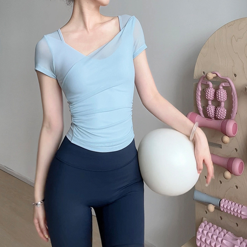 Yoga Clothes with Chest Pads for Women 2025 New Style High-Quality Slim-Fit Pilates Training Clothes Sports Short-Sleeved Summer
