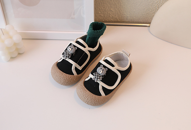 Koreanische Version von Kinder Canvas 2023 Frühling und Herbst Neue Jungen Casual Little Bear Girls Cartoon Weiche Sohlen Baby_voghion.com