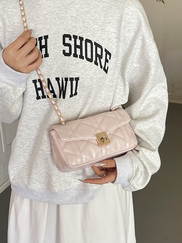 Bolso de cadena de estilo super fuego Xiaoliang 2026 nueva moda versátil bolso de hombro exquisito bolso de hombro