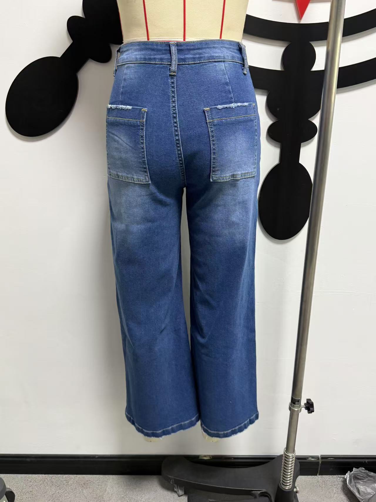 Women's Clothing Mid-Rise Wide Leg Jeans Retro Washed Cuffs Frayed Hem Slanted Pockets Cropped Length Denim_ecoleips.com
