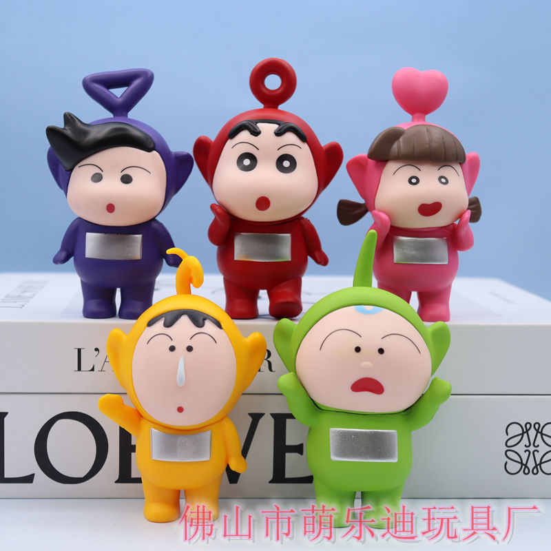 Children's antenna, crayons, minifigure, table doll