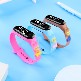 ��ͨ�ɐ�led��ӱ���Ů��ˮ�\�ӕr����С�W���|ģ�¿ͨ�ֱ�
