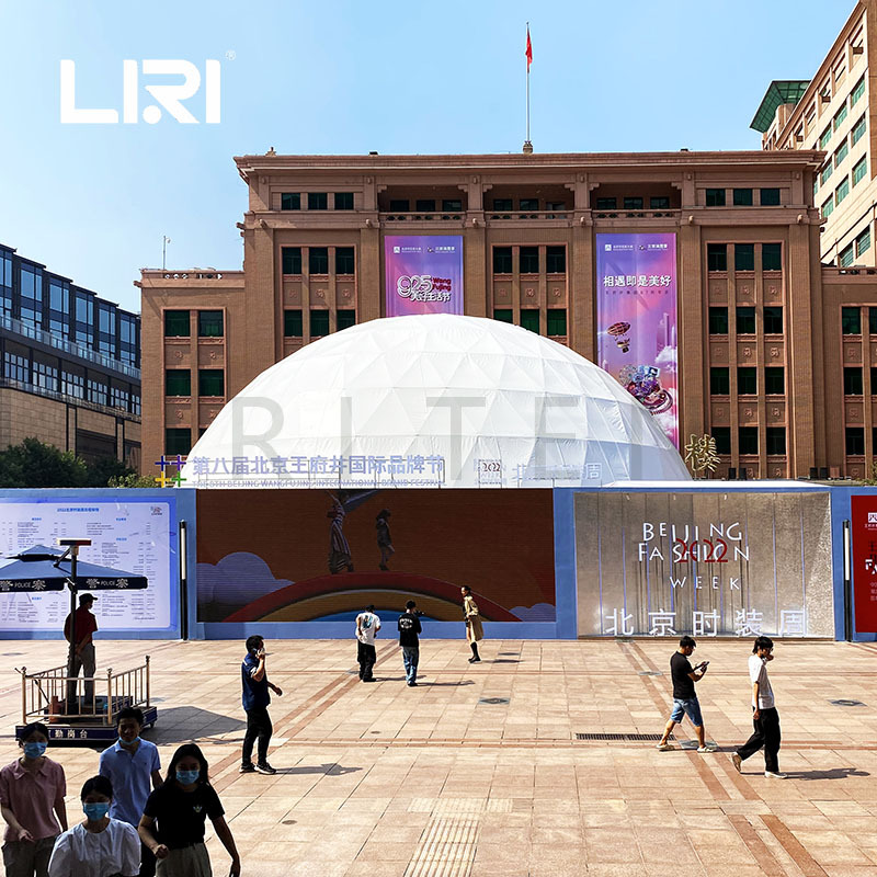 25�����δ���Բ��������ɫԲ��ʱװ�ܻ�����չ���񷿳���