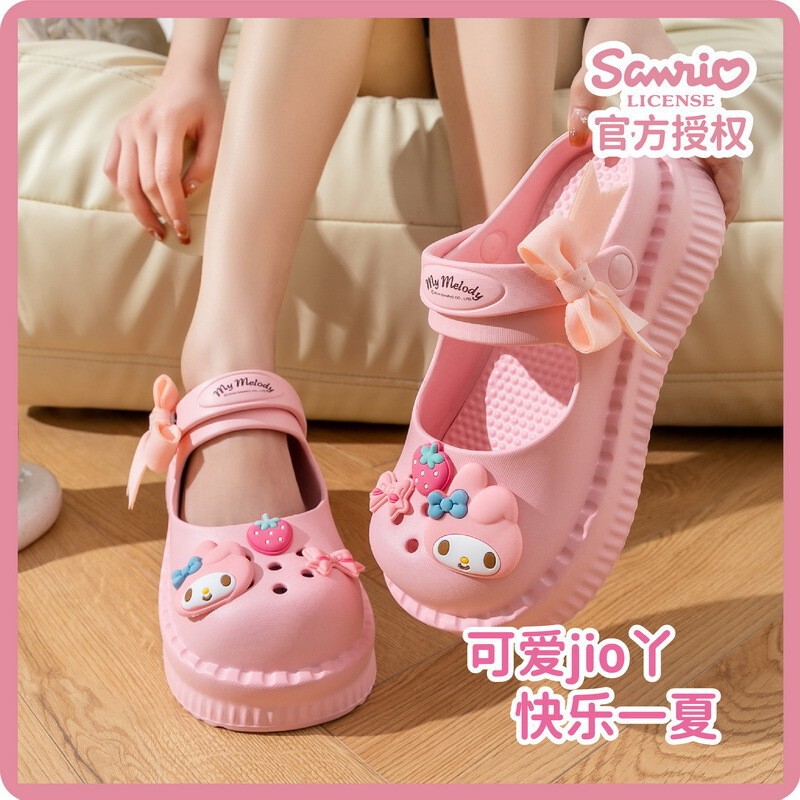 A generation of wholesale genuine Sanrio sandals Mary Jane hole shoes thick soled indoor and outdoor slippers beach shoes women