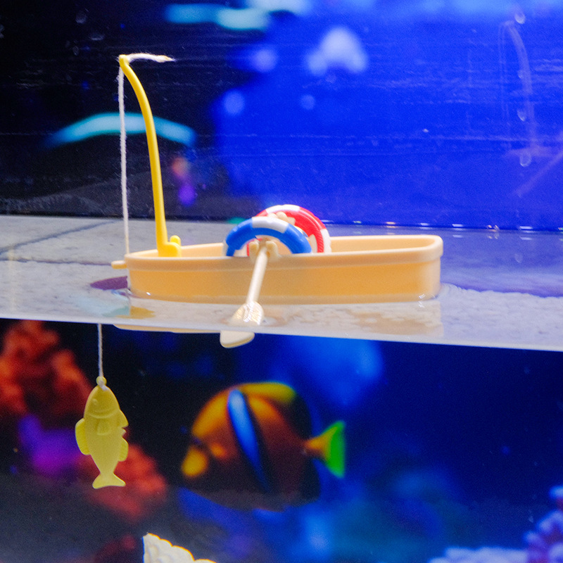 Decoración de paisajismo interesante, acuario, agua, anillo de natación, pesca, barco de pesca, modelo de paisajismo de acuario, barco de plástico flotante