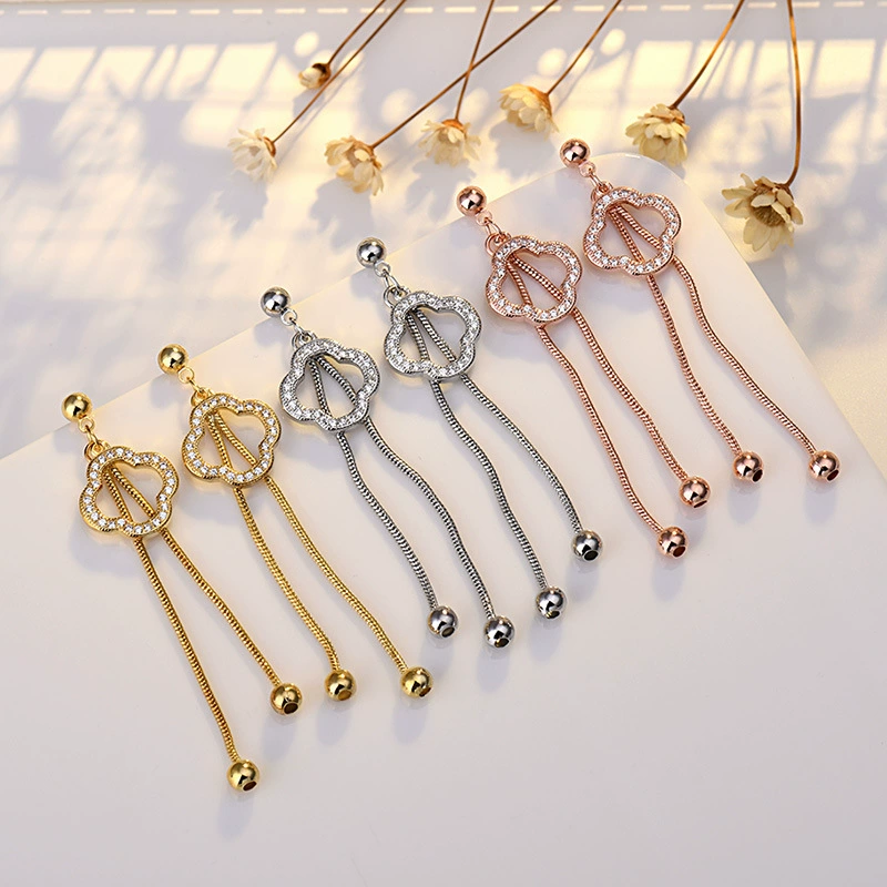 Серебряная застёжка, серьги, серебро 925 пробы, стиль Chanel, четырехлистный клевер, 2025, легкая люкс-стилистика, интернет-тренд