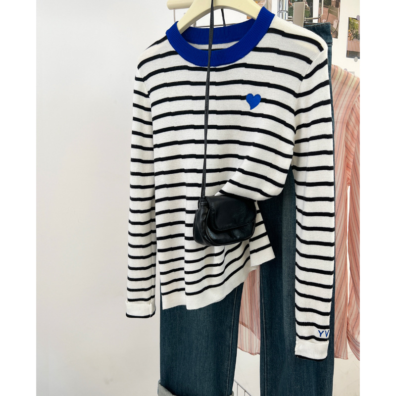 Blue summer fashionable long-sleeve
