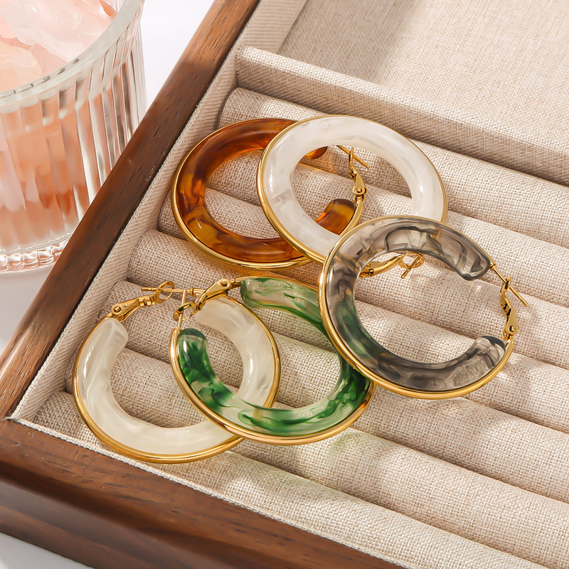 Stainless Steel Electroplated 18K Gold Hollow Circle Resin Earrings High Sense Ear Ring European and American Niche Earrings for Women