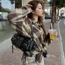 小众设计辣妹复古风Y2K油蜡皮肩斜挎机车包腋包冬新款女士单肩包