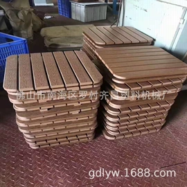 塑料挤出机;塑料管材设备;塑料成型机