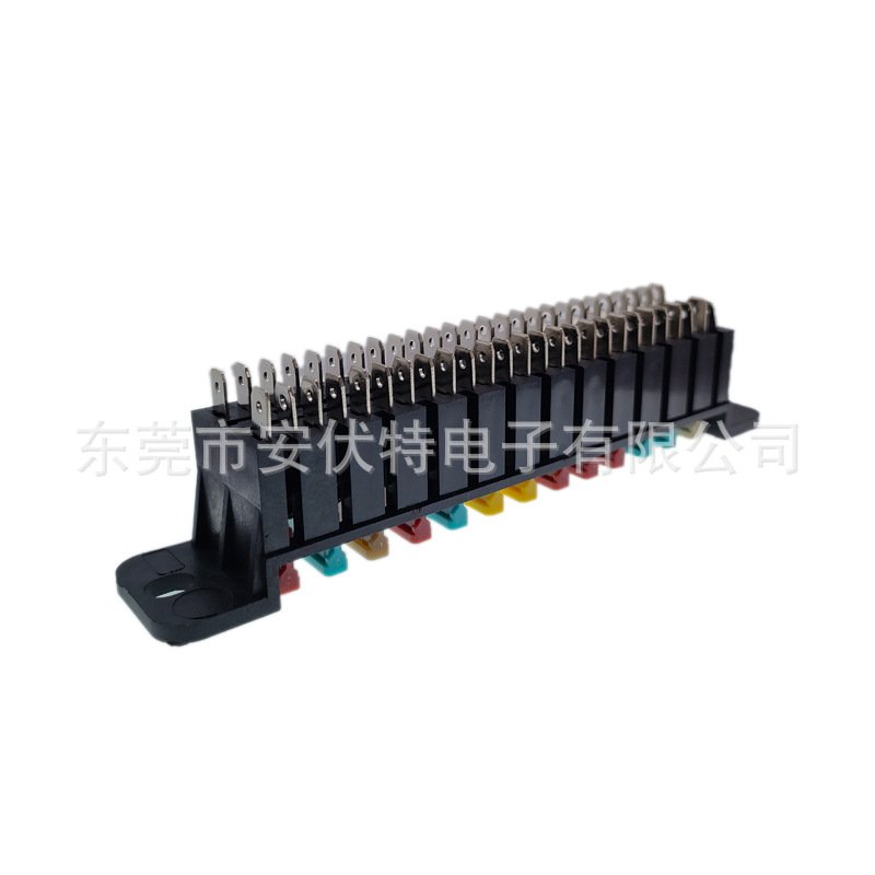 41.3722保险丝盒 伏尔加拉达用