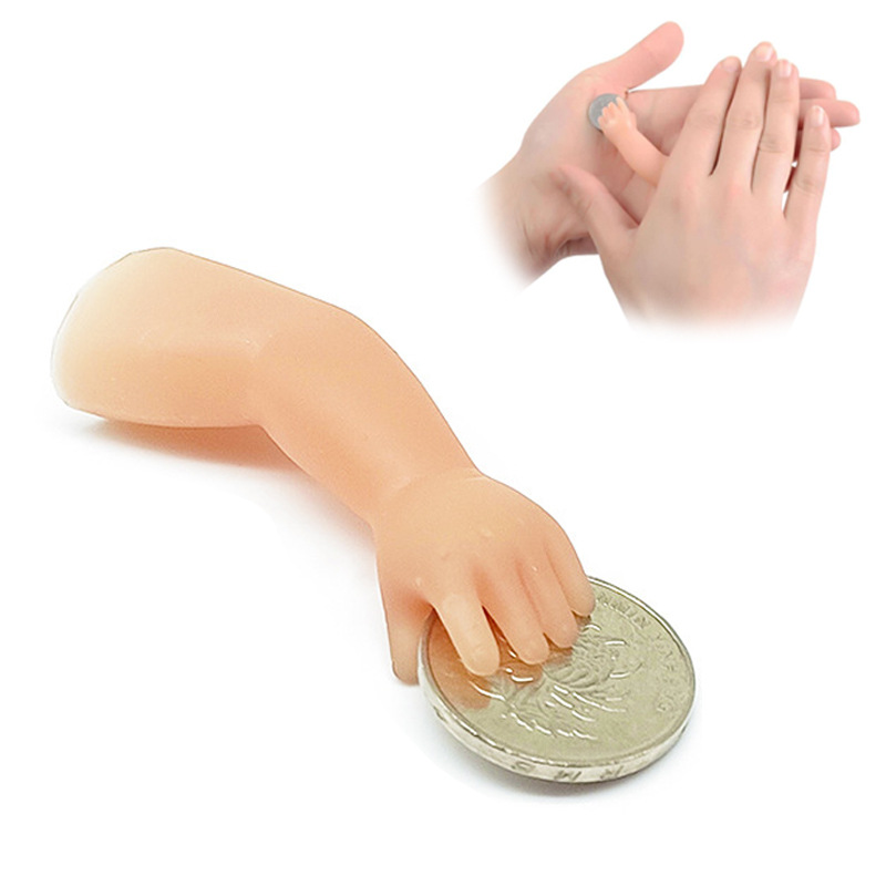 跨境魔术道具小鬼之手硬币消失搞笑恐怖小手近景魔术道具工厂直销