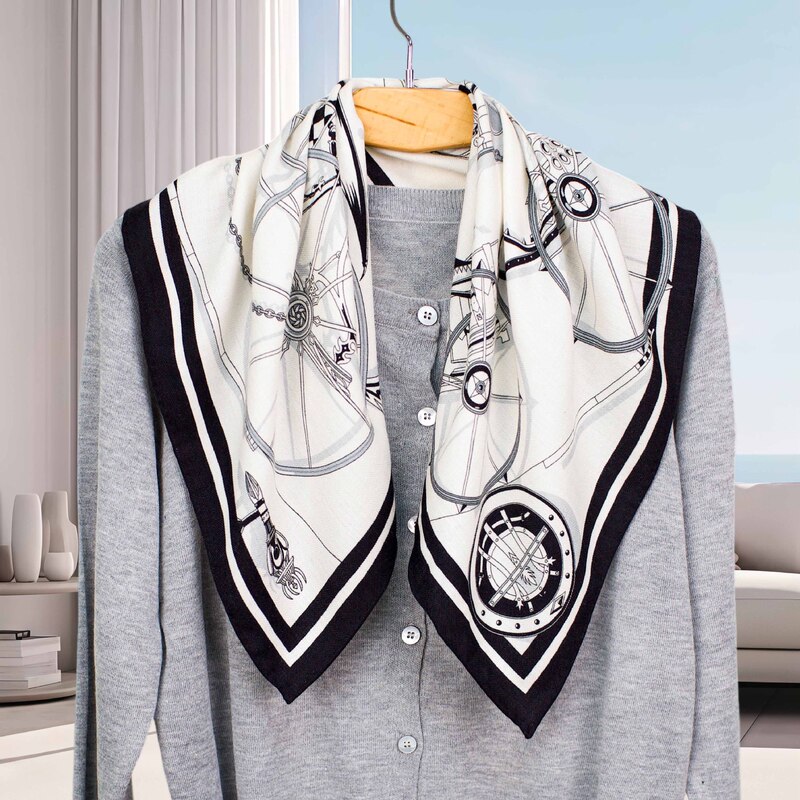 Balance Car White 2024 New Double-sided Same Color Wool Mulberry Silk Silk Wool Handmade Fine Curled 70 Medium Square Balance Car White 2024 New Double-sided Same Color Wool Mulberry Silk Silk Wool Handmade Fine Curled 70 Medium Square