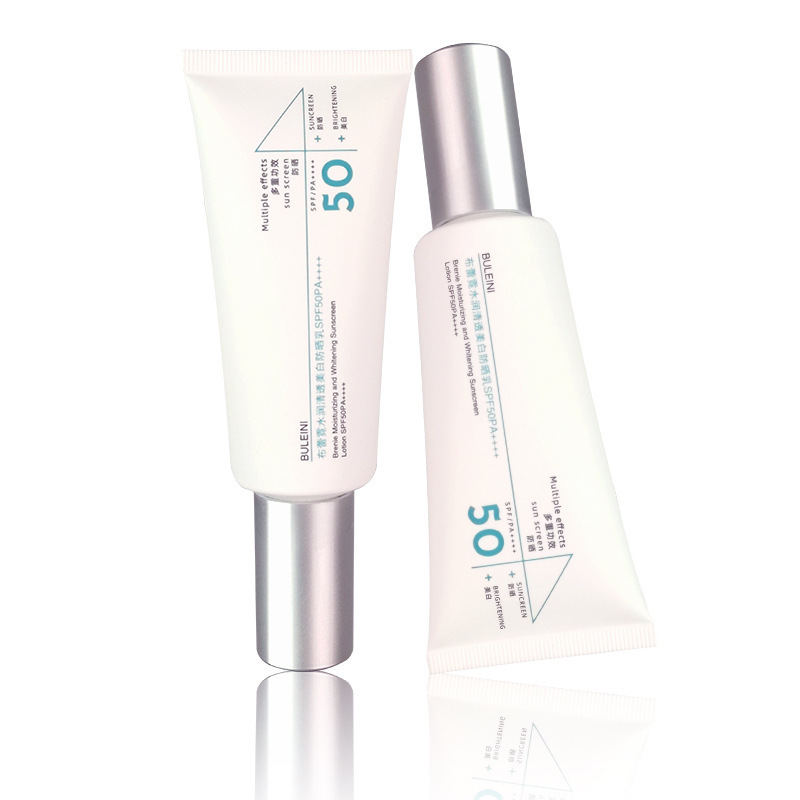 Un bloqueador solar de alto rendimiento blanqueador, protector de aislamiento de blanqueamiento no falso, crema para la cara, refrescante, no grasa, anti-UV.