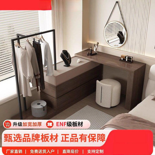 �F�����s������y̨���Ҵ�β��ñ�ܶ๦��һ�w�ռ{�����ľ���B