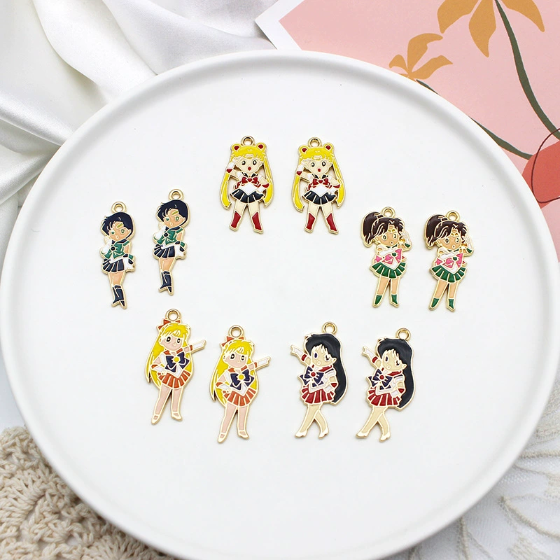Металлическая подвеска-талисман Sailor Moon S1, сплав с эмалью, легкая, 10 вариантов дизайна