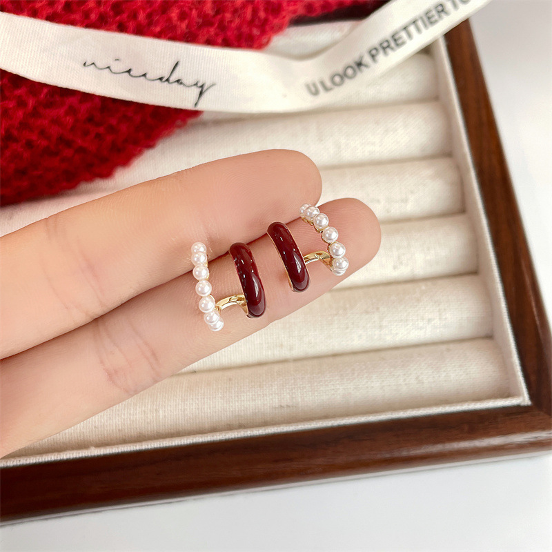 Orecchini di perle gocciolanti color rosso vino adatti alle donne in autunno e inverno, orecchini unici, nuovi accessori per le orecchie di alta qualità_voghion.com