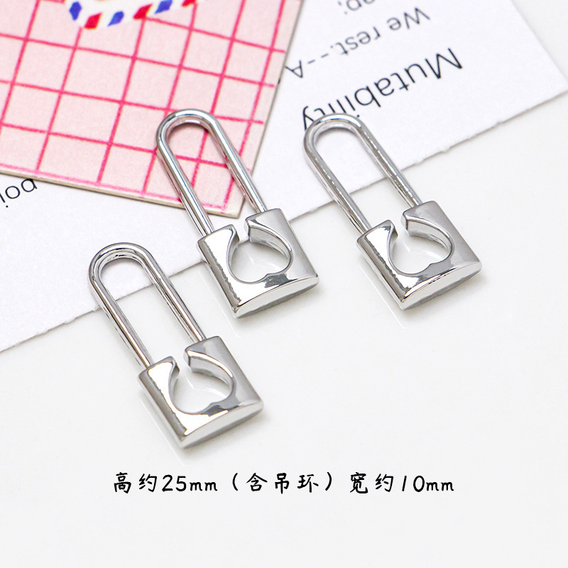 DIY百合蝶結びの愛の星梅の花のアルファベットのペンダントの手作りの材料のネックレスのブレスレットの耳のアクセサリーのペンダント|undefined
