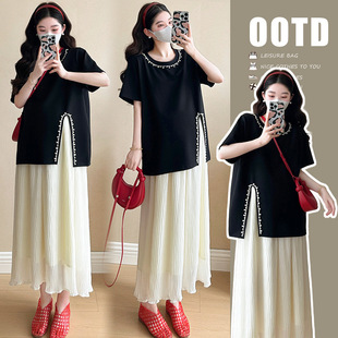 2025 Summer New Pearl Slit T-shirt Pig Nose Buckle Pleated Skirt Two-piece Set Pregnant Women's Skirt
