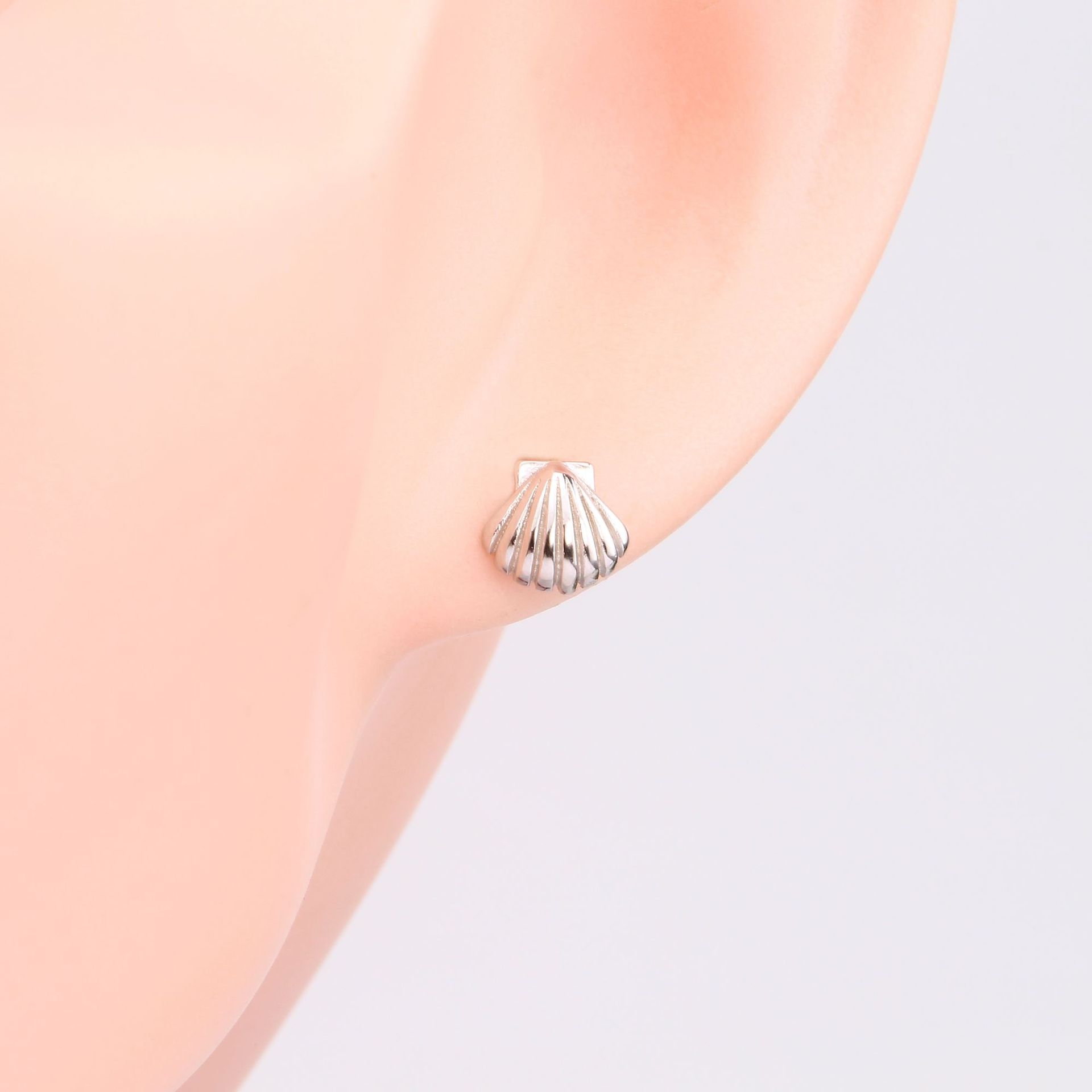 925 Sterling Silver Ear Needle Material 18K Real Gold Plated, Rhodium Plated Plating Material 1 Pair 925 Sterling Silver Scallop Ear Studs