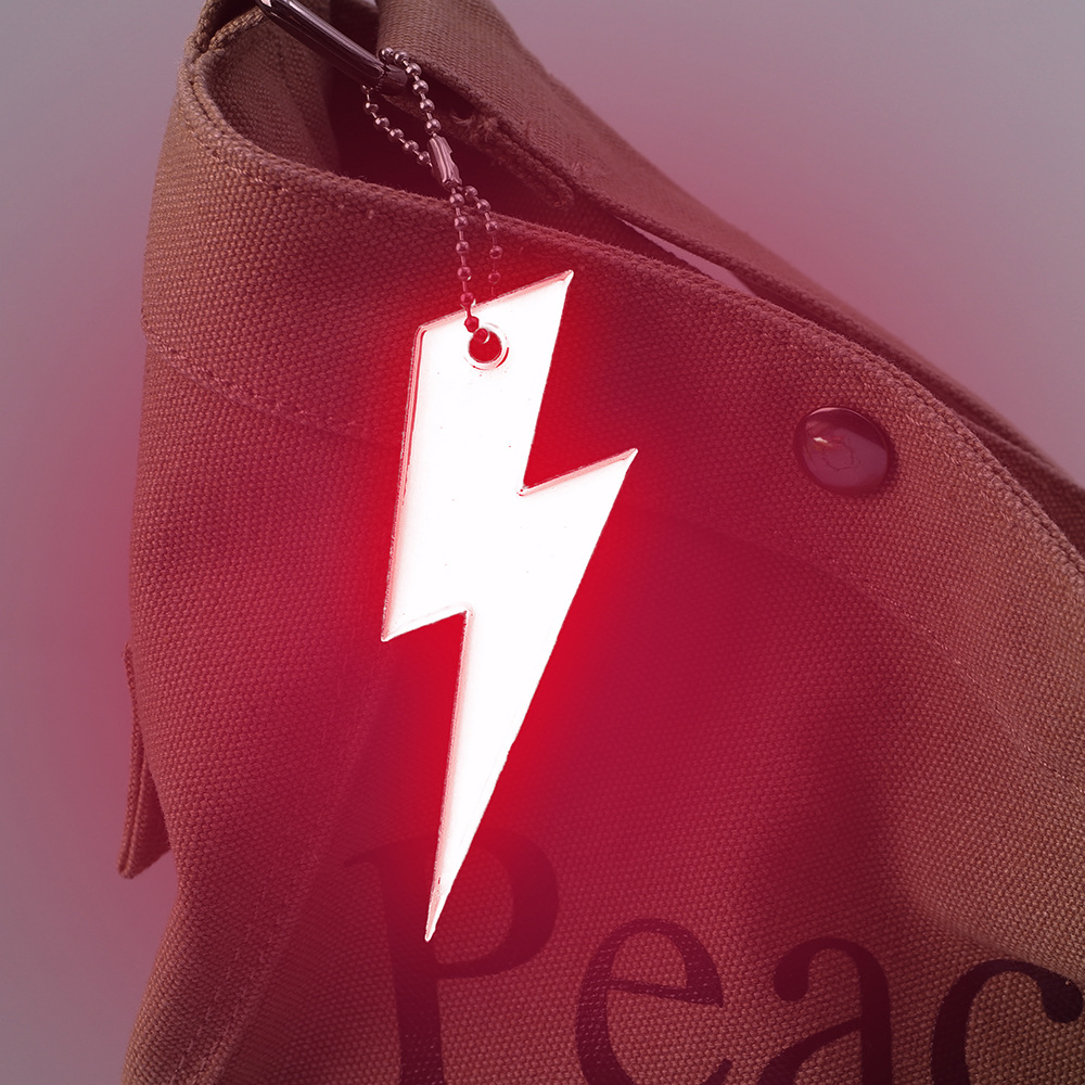 PVC reflectante colgante rayo gráfico llavero reflectante de doble cara PVC etiqueta reflectante fabricante en stock