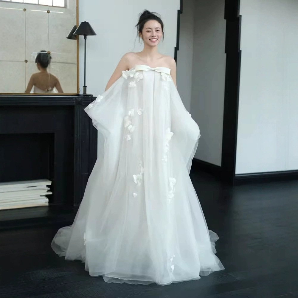 French-Style Strapless Light Wedding Dress, Sweet New High-End Luxury Bridal Morning Robe, Wedding Veil, Welcome Train Gown