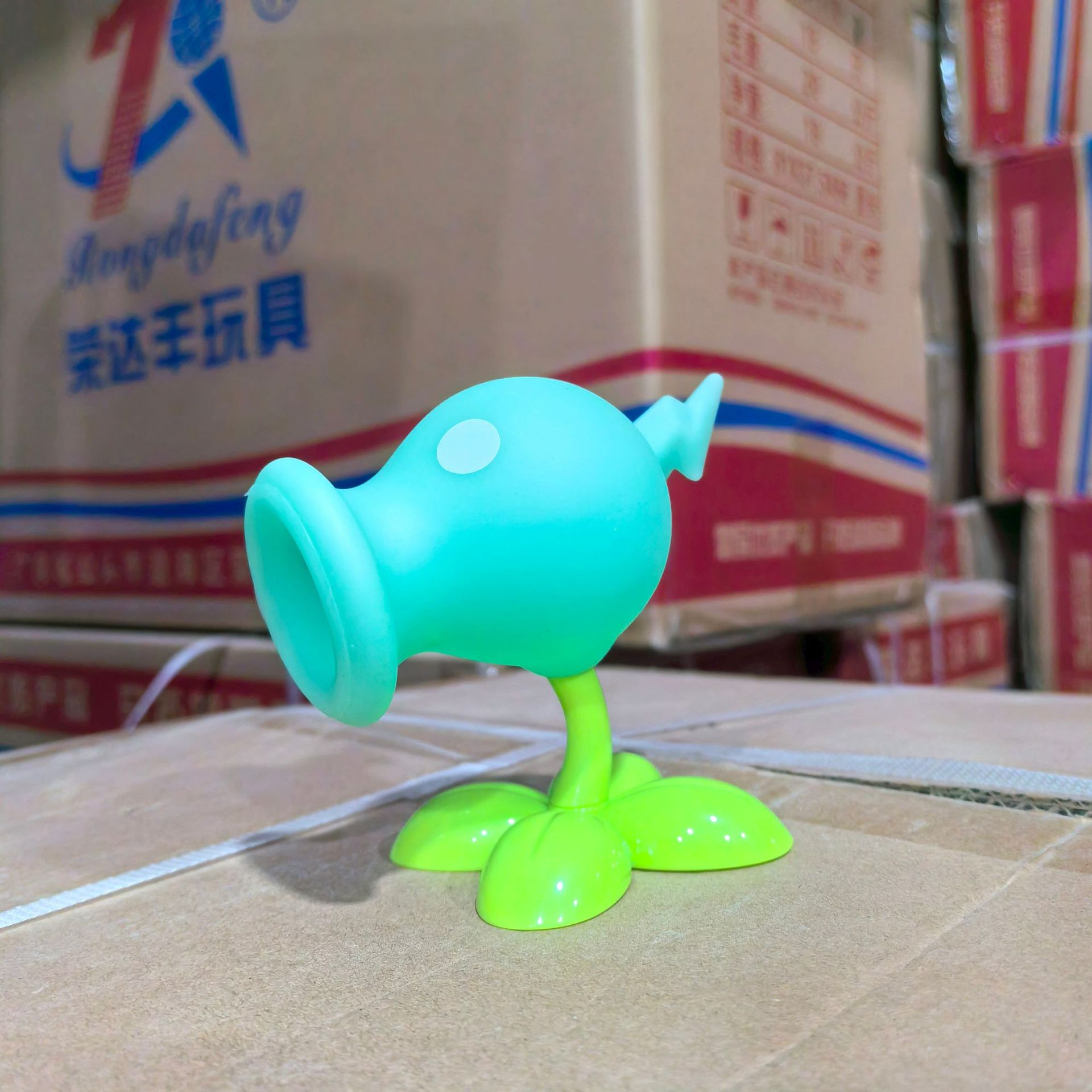 Plants vs. Zombies mecánicos genuinos a granel Gatling Pea Shooter catapulta vinilo juguete malvado dragón pequeño fantasma