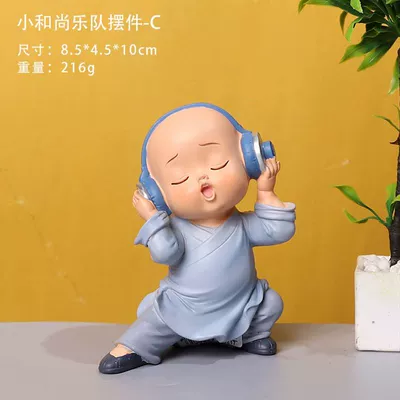 Car ornaments | Monk Car Cute Resin - the-little-monk-wearing-headphones