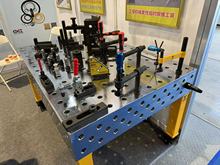 铸铁三维柔性焊接平台工装夹具生铁多孔定位装配平板机器人工作台