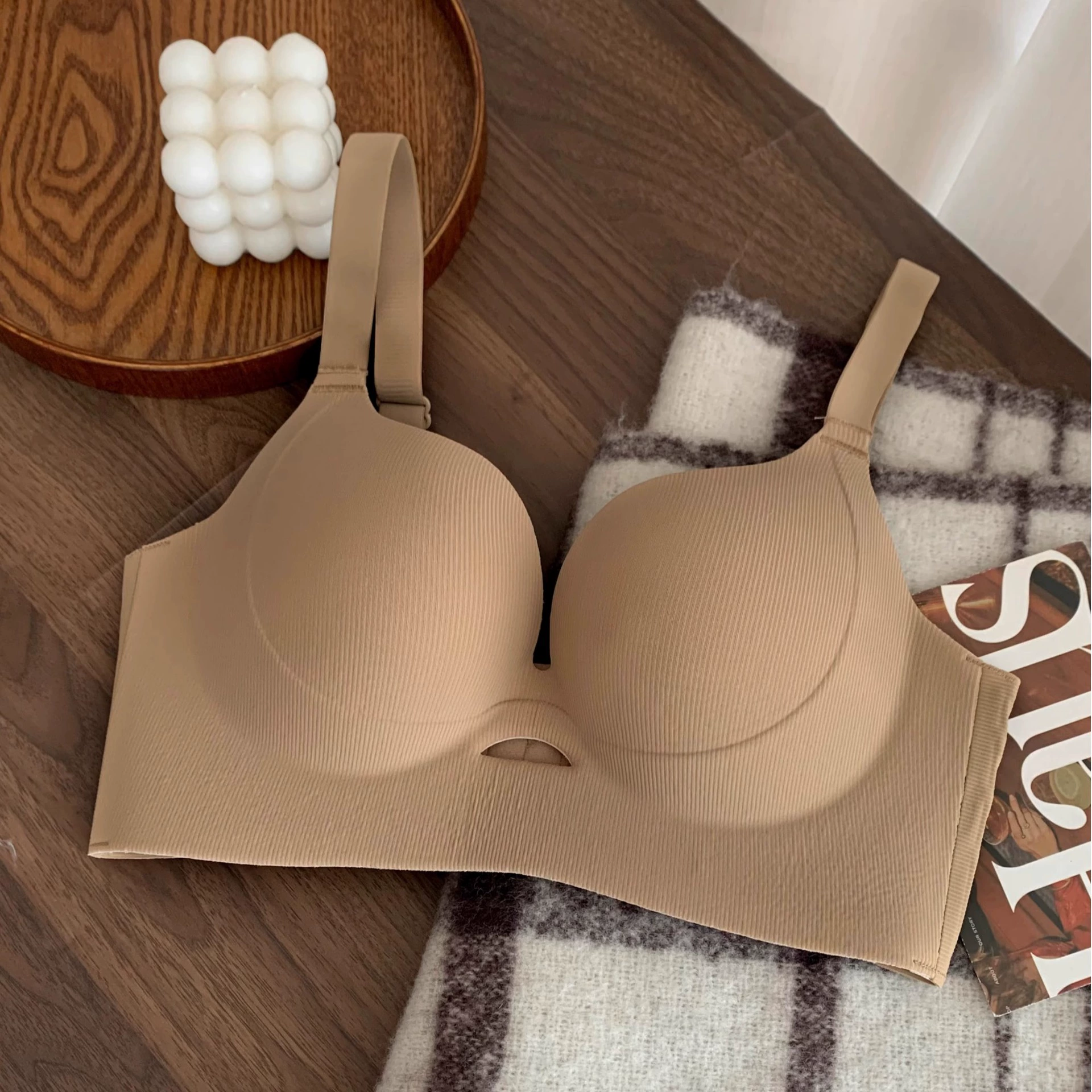 Wireless Support Bra Plus Size, Seamless Ribbed Fabric, Molded Cups 34–46 (75–105 BCD)