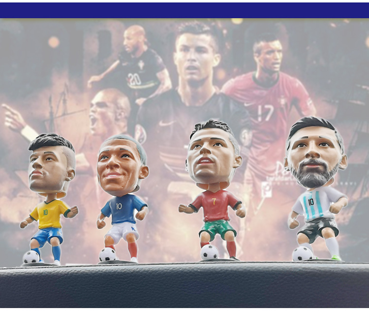 World Cup Football Star Figurines Car Ornaments Gifts for Boys Cristiano Ronaldo Haaland Spring-Loaded Bobblehead Dolls