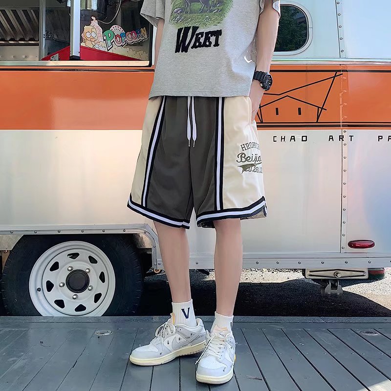 Pantalones cortos casuales de verano simples para hombres ins marca de moda color sólido contraste moda suelta pierna recta pantalones deportivos de cinco puntos