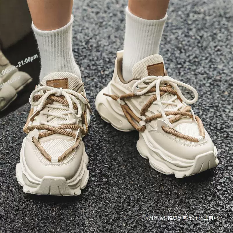 Новые популярные мужские туфли 2024 года, модные спортивные ретро-«dad shoes», мужские трендовые обувь на толстой подошве для увеличения роста, дышащая сетка