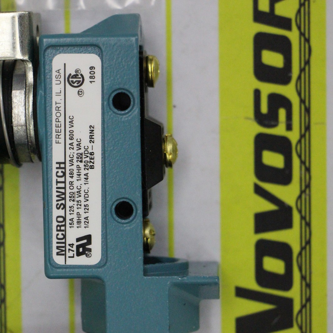 限位开关MICRO SWITCH BZE6-2RN2
