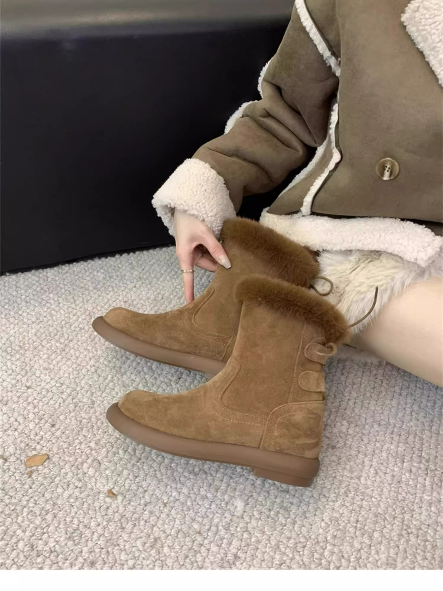 Winter Baumwolle dicken Sohlen Schnee für Frauen 2024 Winter neuen Stil mit Plüsch Isolierung, modische und vielseitige flache_voghion.com