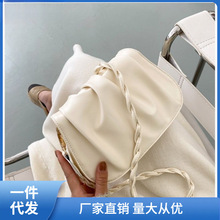 女包斜挎包单肩包包2023新款潮时尚百搭红流行褶皱斜挎云朵包芳素