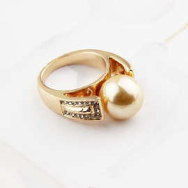 高级复古饰品珍珠戒指 简约气质时装配饰 镶钻女款戒 金戒 毛衣戒