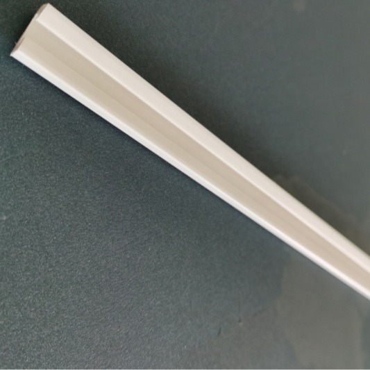 洛阳市pvc塑胶地板卡条PVC木门密封胶条塑料防滑条pvc塑胶挤出材