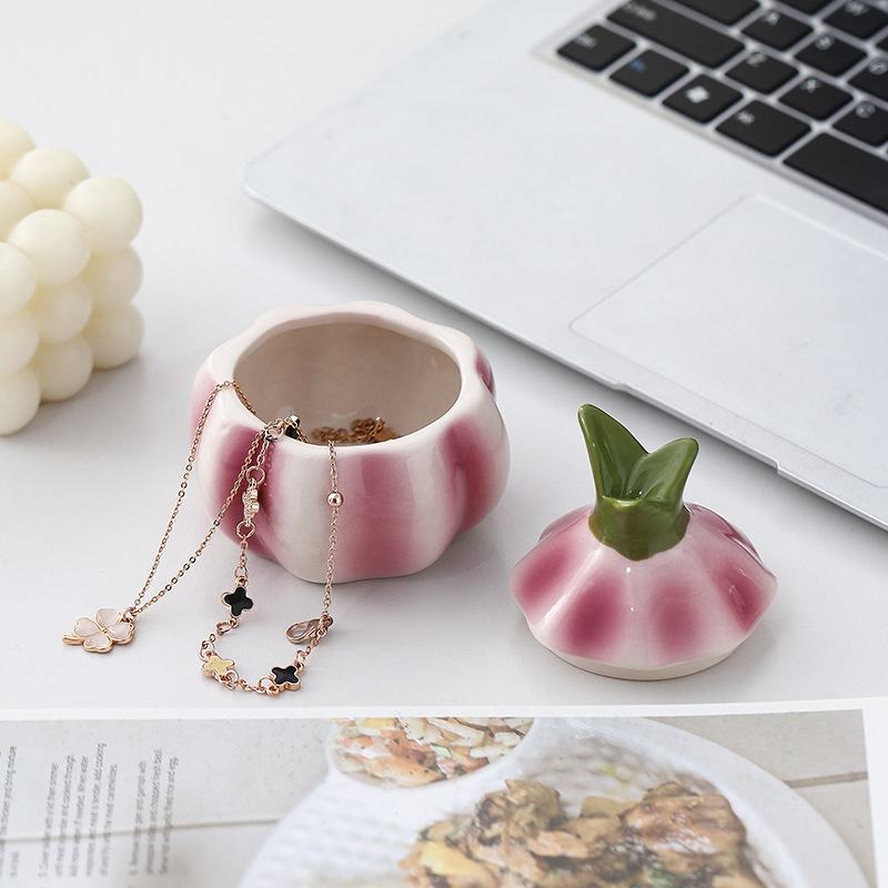 Cross-Border Garlic Ceramic Jewelry Box with Lid Onion Ornaments Jewelry Storage Box Storage Box Ashtray Creative Anti-Flying