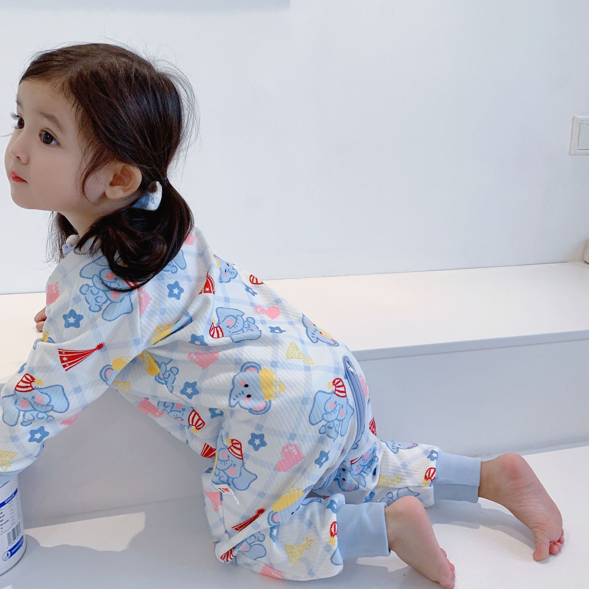 2022 Autumn New Children's Split Zip Pajama Bag for Both Boys and Girls, One-piece Pajama Suit with Fleece Hood, One-piece Home Wear