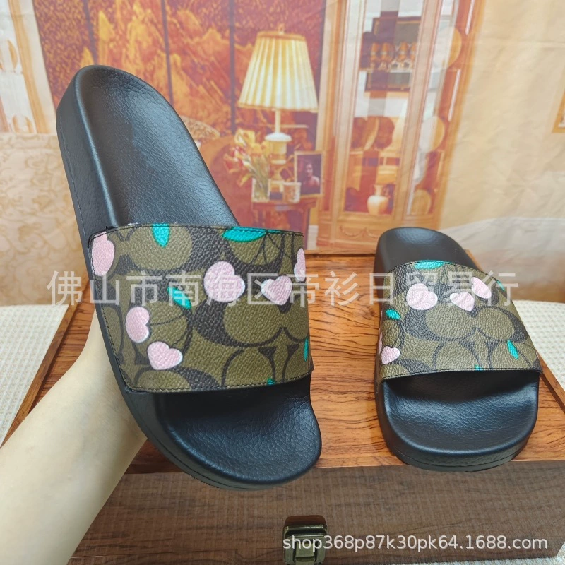 Вьетнам Камбоджа Европейская станция Высококачественные тапочки 2025 Летняя пара C Буква вишневый принт