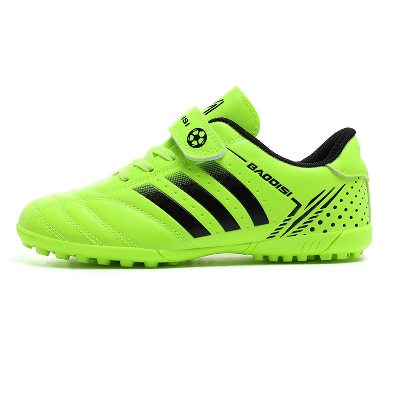 Zapatos de fútbol con hebilla mágica de fábrica zapatos de fútbol transfronterizos de primaria y secundaria para niños zapatos de fútbol transpirables casuales zapatos de entrenamiento de hierba de uñas rotas