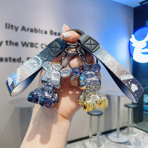 Internet celebrity cartoon doll electroplating gradient crown bear keychain high-end bag key chain pendant small gift wholesale