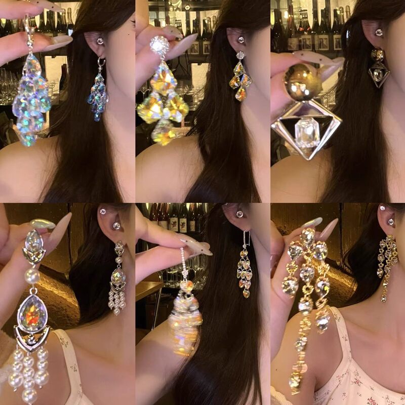 European and American Cross-Border Super Flash Crystal Tassel Earrings, Accessible Luxury and High-End Earrings, Exaggerated Elegant, Luxurious Design Earrings European and American Cross-Border Super Flash Crystal Tassel Earrings, Accessible Luxury and High-End Earrings, Exaggerated Elegant, Luxurious Design Earrings
